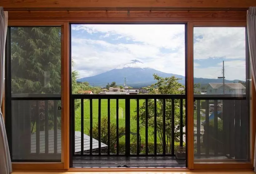 Hotelli Villa Ururun Kawaguchiko
