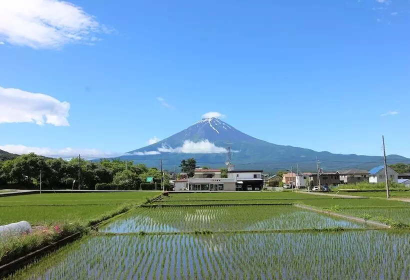 Hotelli Villa Ururun Kawaguchiko