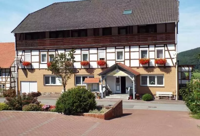 Retkeilymaja Garni Zum Reinhardswald