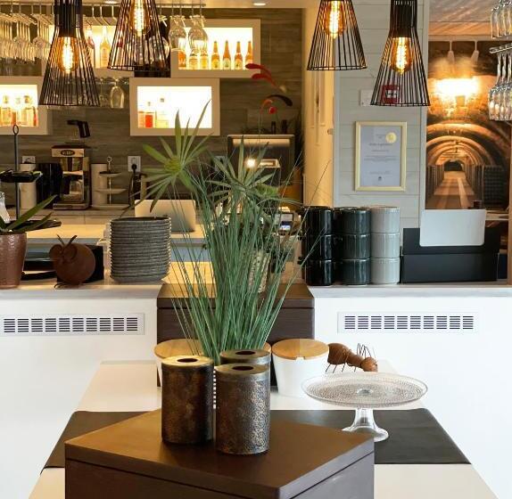 בית מלון כפרי Bodelssons By The Sea