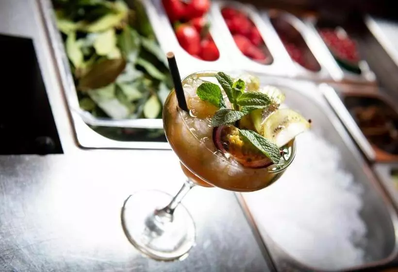 Hotelli Hôtel De La Tour