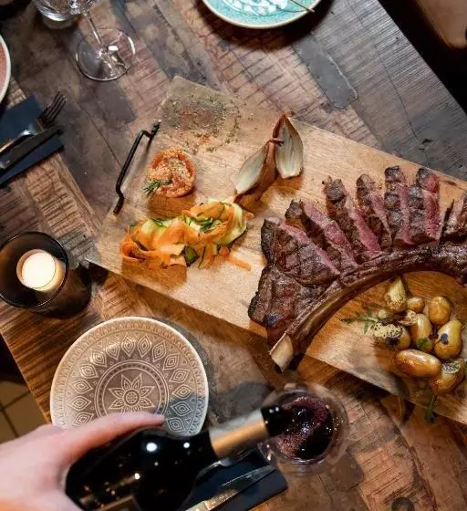 Hotelli Hôtel De La Tour