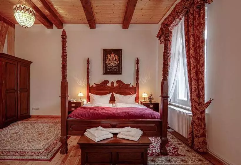 Hotelli Jagdschloss Waldsee