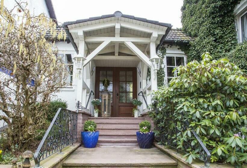 هتل Pension Waldblick Garni