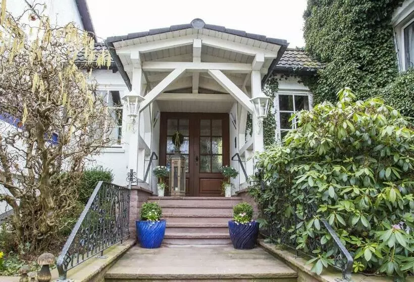 Hotelli Pension Waldblick Garni