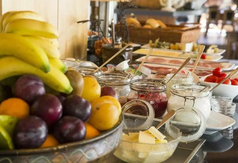 Hotelli Pension Waldblick Garni