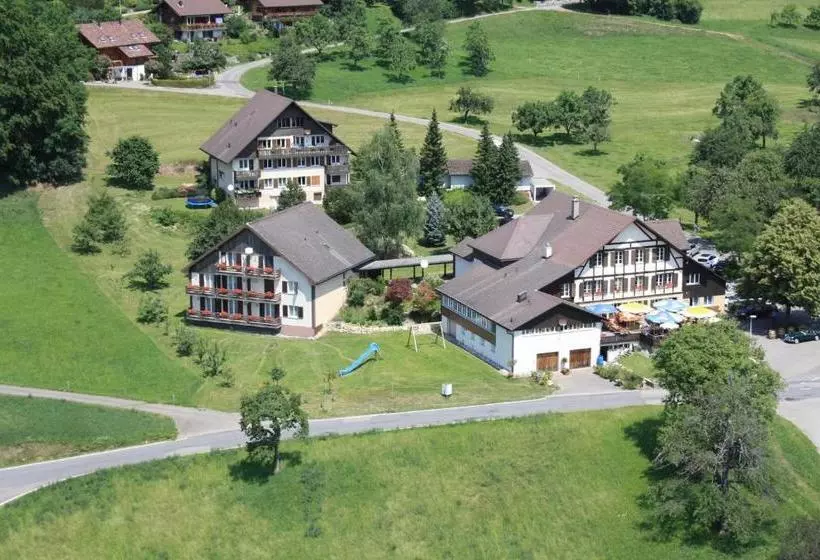 Hotelli Restaurant Alpenblick