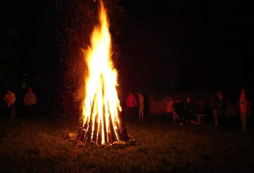 Majatalo Complex Transalpina Lac