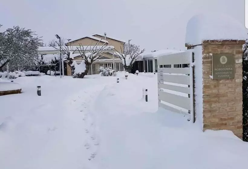 Pensione Locanda Borgognina