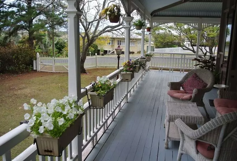 Wiss House Bed And Breakfast