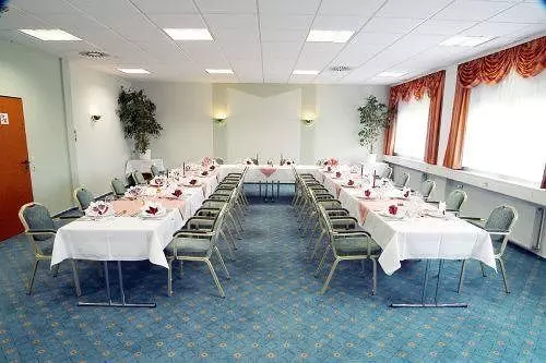 ホテル Airport  Erfurt