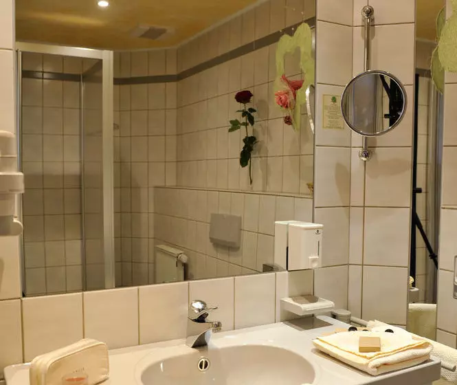 ホテル Airport  Erfurt