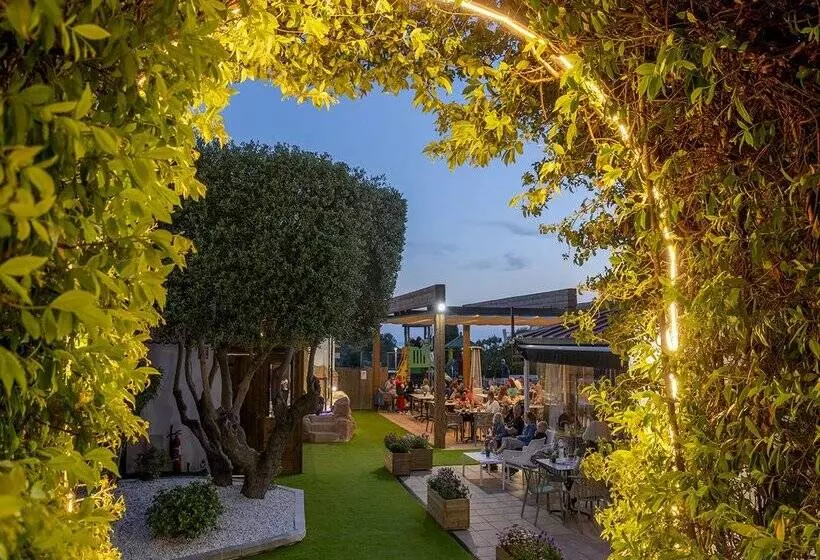 Apartaments Els Llorers