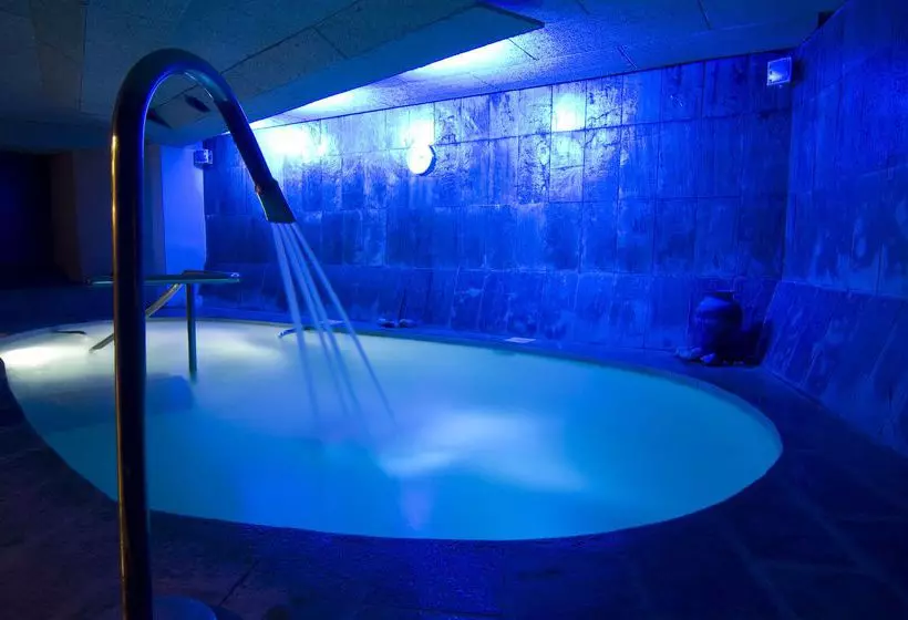 פונדק Hosteria Aisia Islares