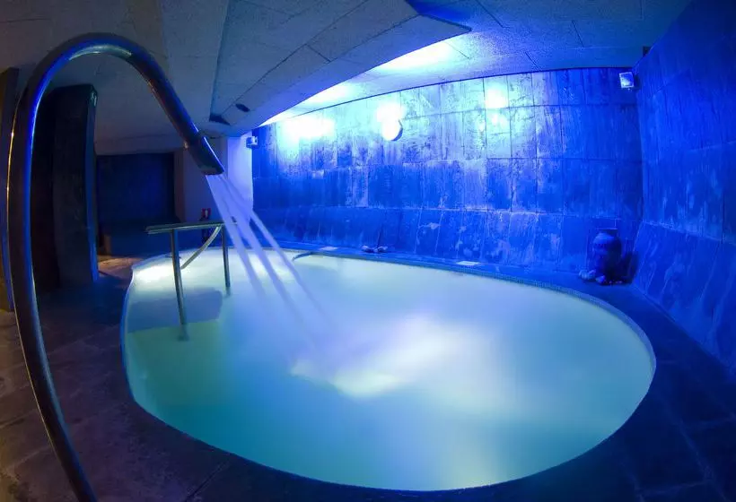 פונדק Hosteria Aisia Islares