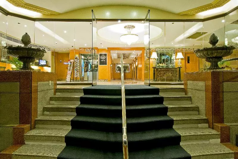 בית מלון כפרי Berjaya Makati