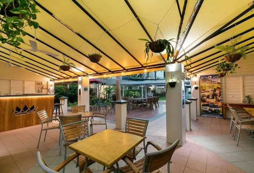 فندق Cairns Queens Court