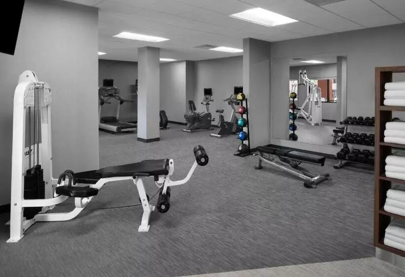 Отель Courtyard Los Angeles Burbank Airport