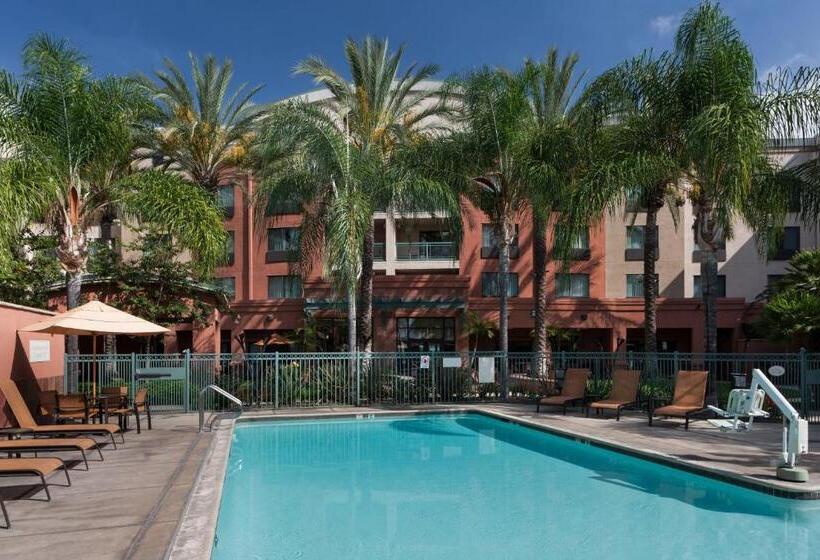 فندق Courtyard Los Angeles Burbank Airport