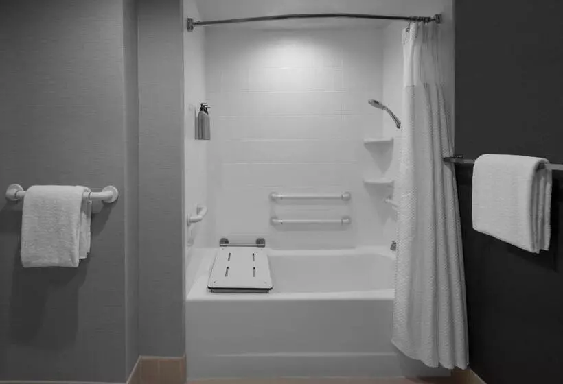 Отель Courtyard Los Angeles Burbank Airport