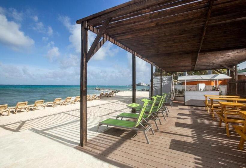 هتل Decameron Maryland All Inclusive