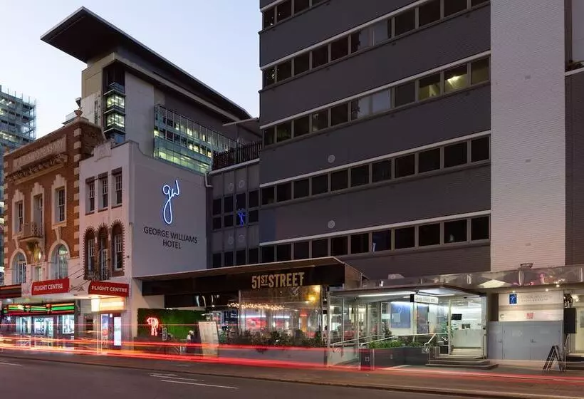Отель George Williams