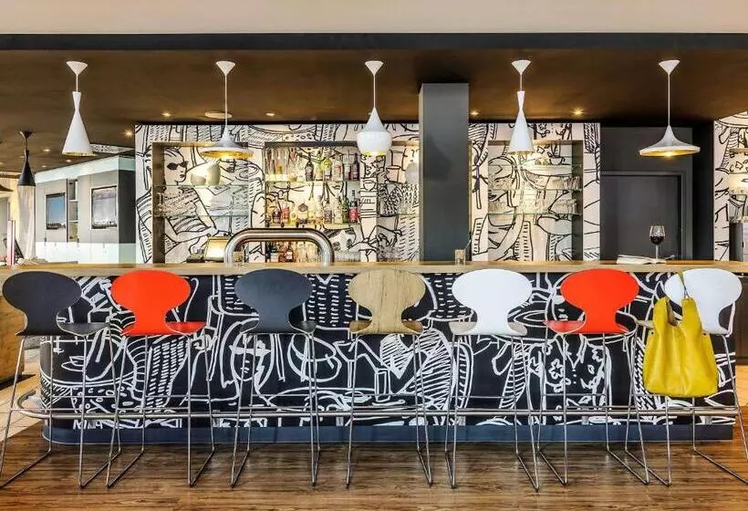 Отель Ibis Köln Messe