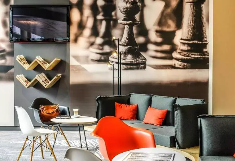 Отель Ibis Köln Messe