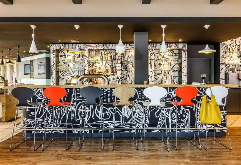 Отель Ibis Köln Messe