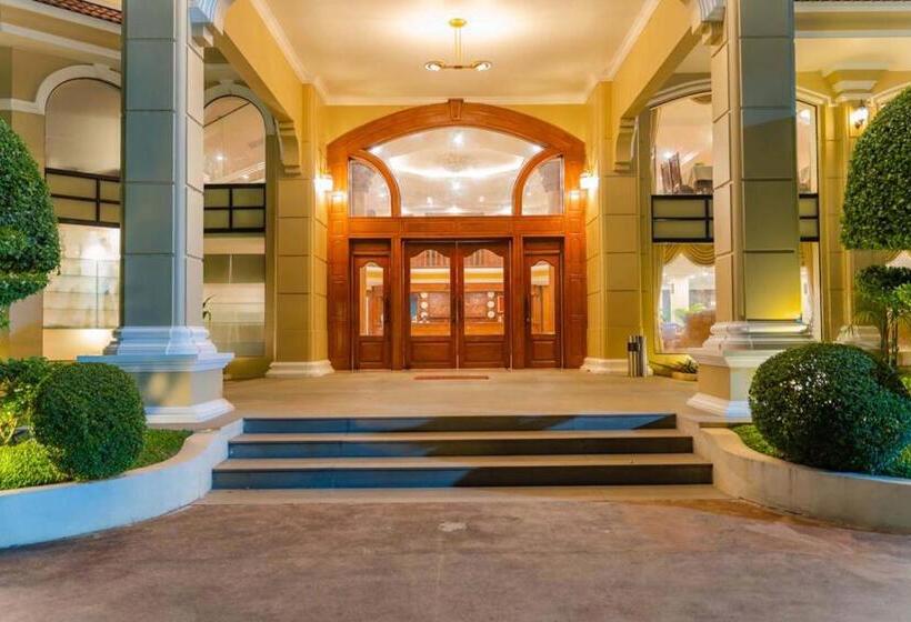 هتل Monoreach Angkor