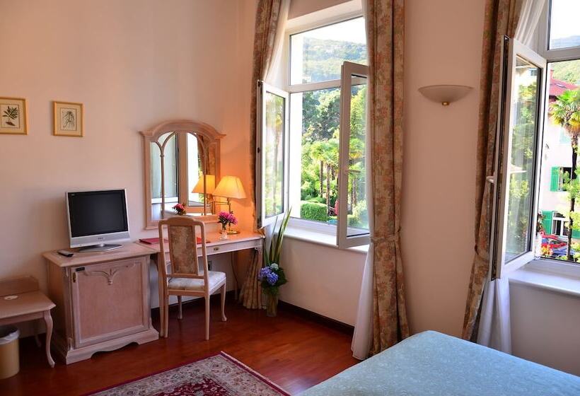 בית מלון כפרי Mozart