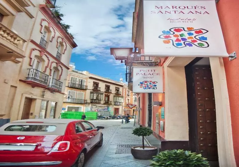 هتل Petit Palace Marques Santa Ana