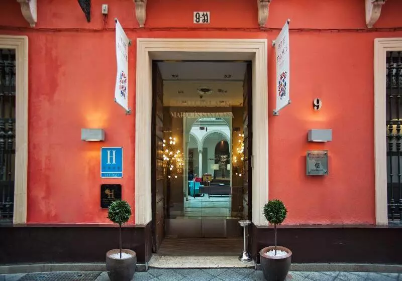هتل Petit Palace Marques Santa Ana