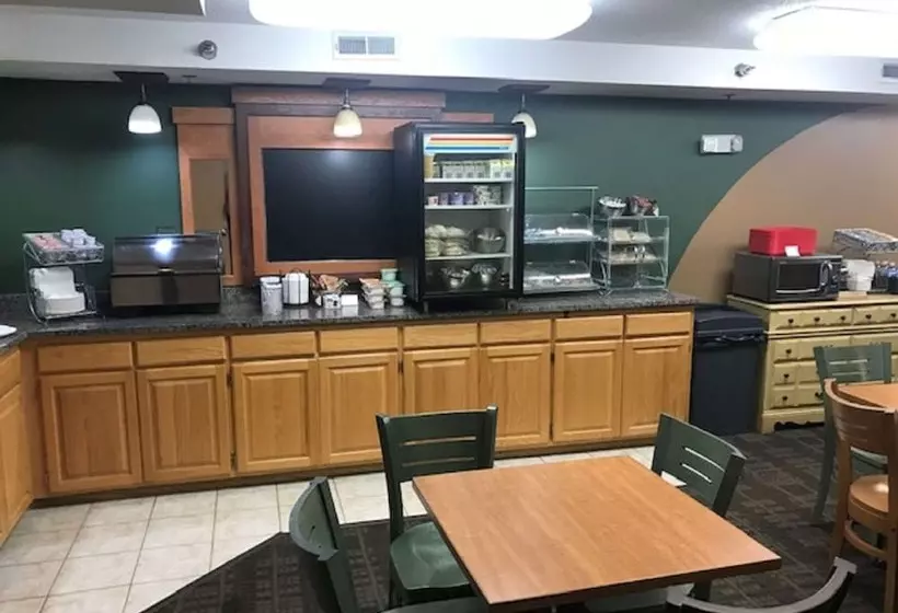 Surestay Plus Hotel By Best Western Litchfield