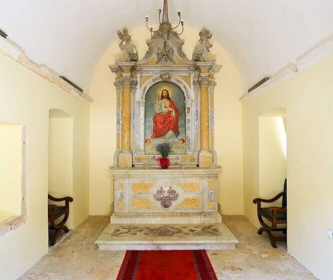 هتل The Pucic Palace