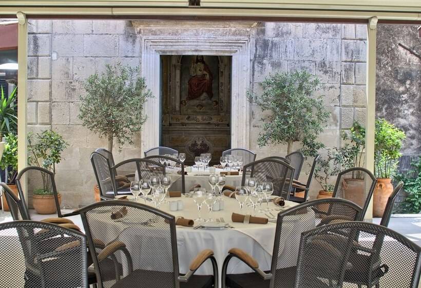 هتل The Pucic Palace