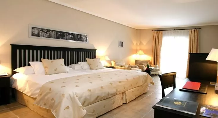 בית מלון כפרי Palmera Plaza