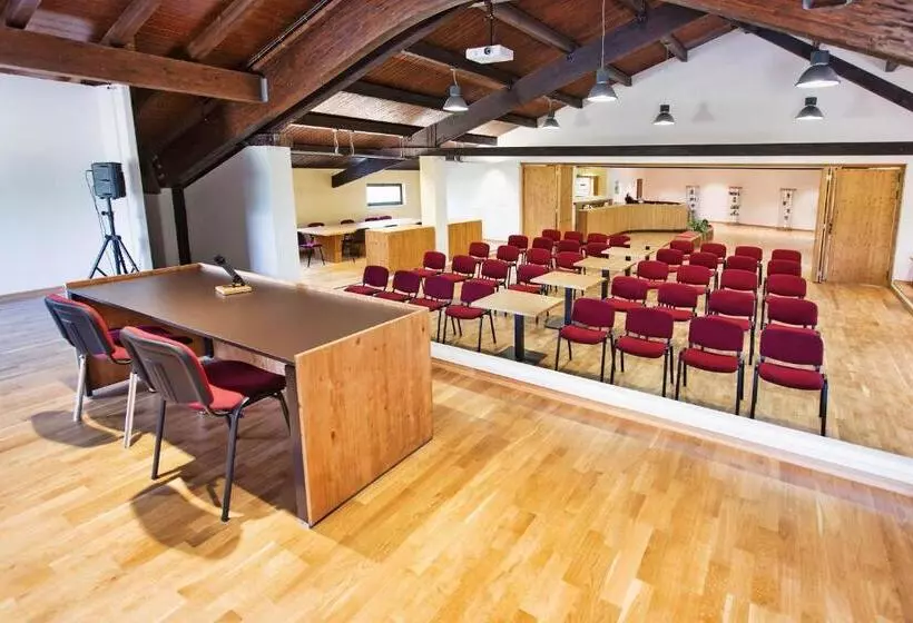 Albergo Diffuso Col Gentile Socchieve