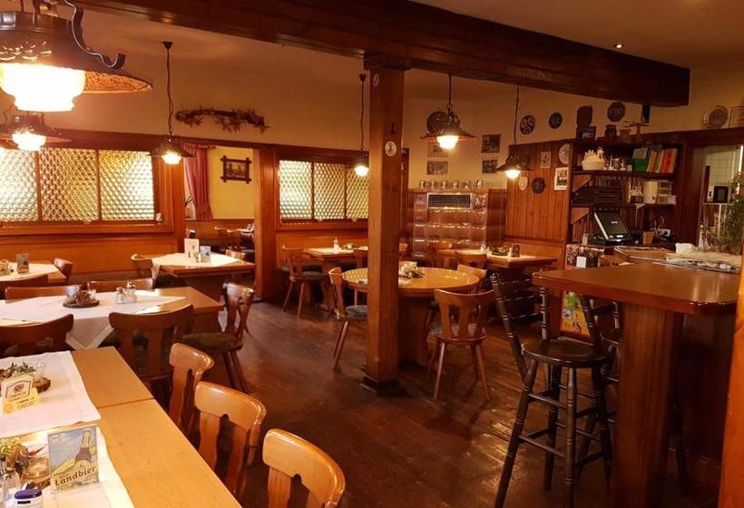 Общежитие Landgasthof Zur Linde