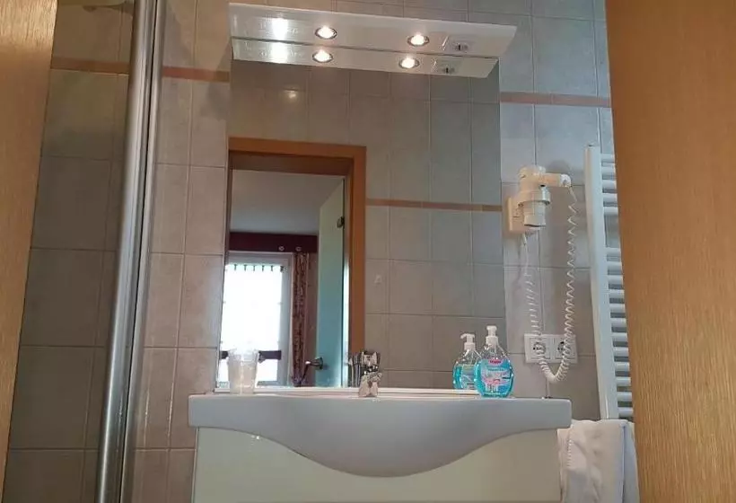 Retkeilymaja Landgasthof Zur Linde