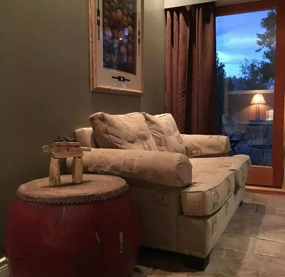 Aamiaismajoitus (B&B) Casa Colina