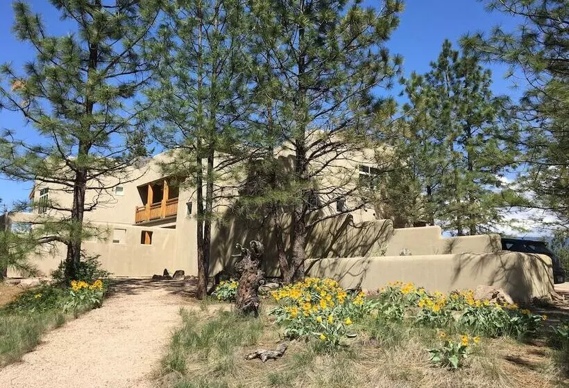 Aamiaismajoitus (B&B) Casa Colina