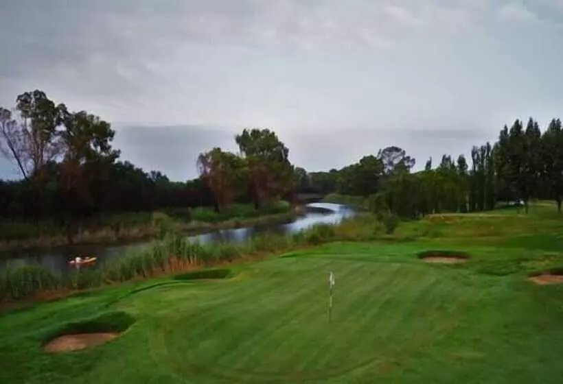 Aamiaismajoitus (B&B) Cygnature Boutique Lodge