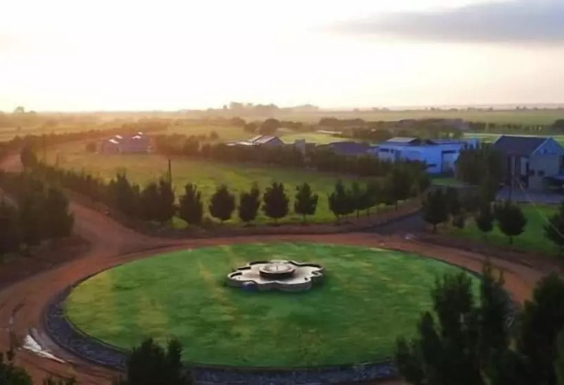 Aamiaismajoitus (B&B) Cygnature Boutique Lodge