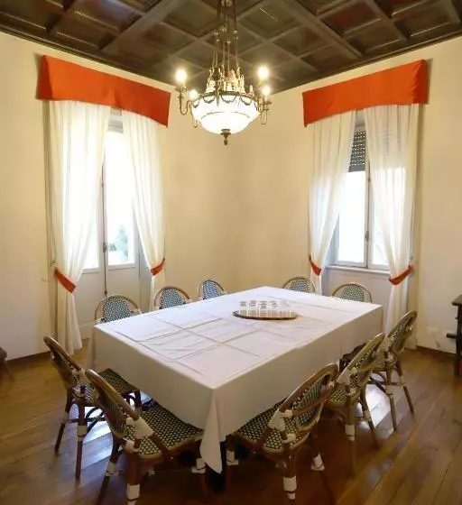 Aamiaismajoitus (B&B) La Villa Del Lago