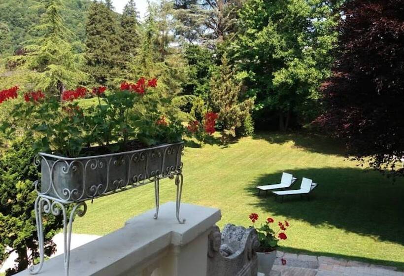 住宿加早餐  La Villa Del Lago