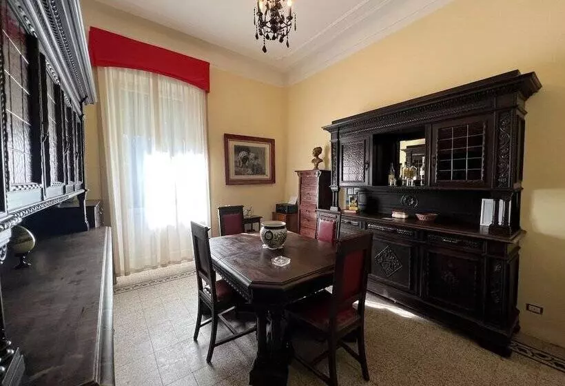 Aamiaismajoitus (B&B) La Villa Del Lago