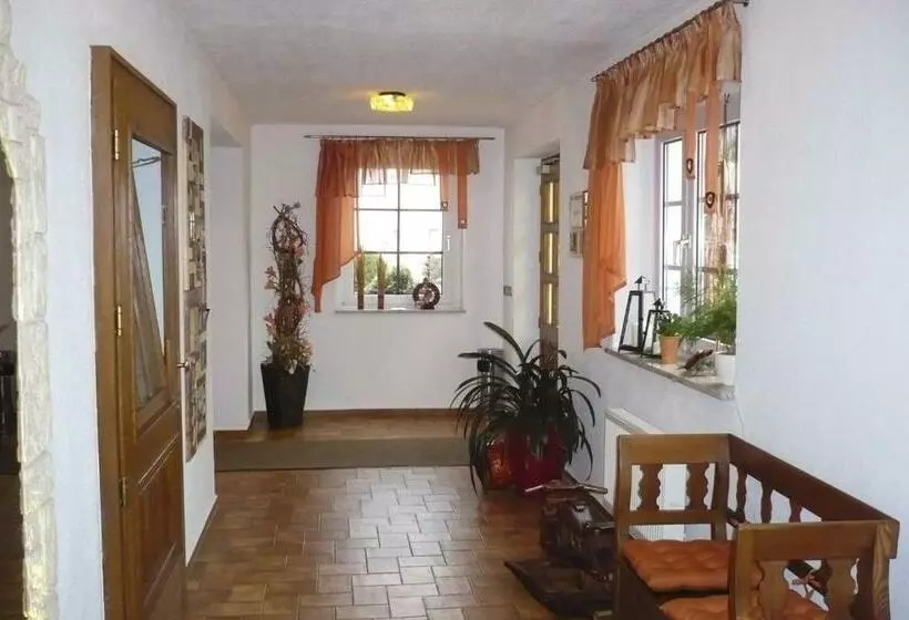 Gaststätte & Pension Jiedlitz