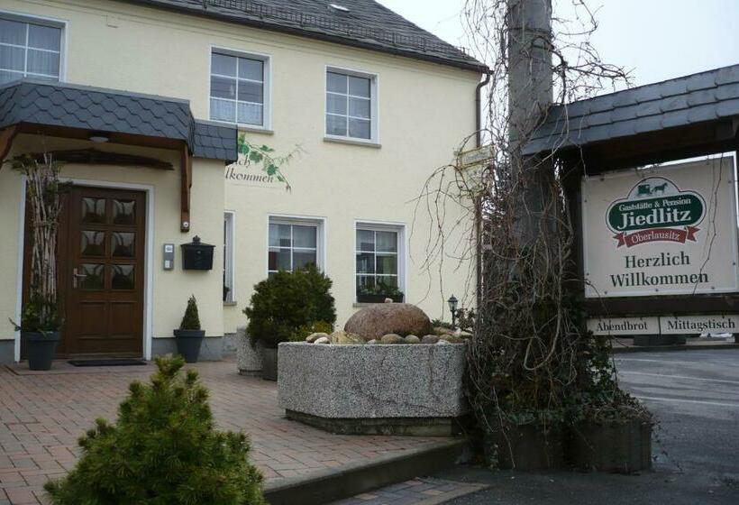 Gaststätte & Pension Jiedlitz