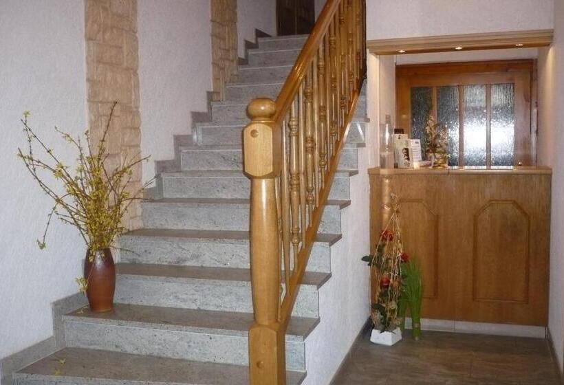 Gaststätte & Pension Jiedlitz